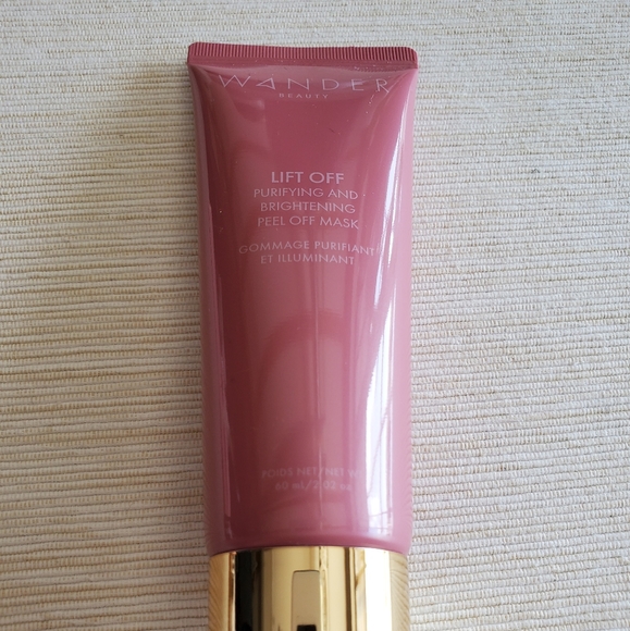 Wander Beauty Makeup and Skincare Set - Picture 3 of 4